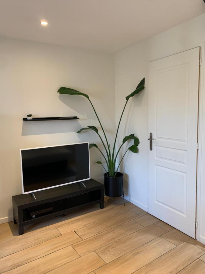 Appartement Duplex Proche Zenith, Megacite, Stade Amiens Bagian luar foto